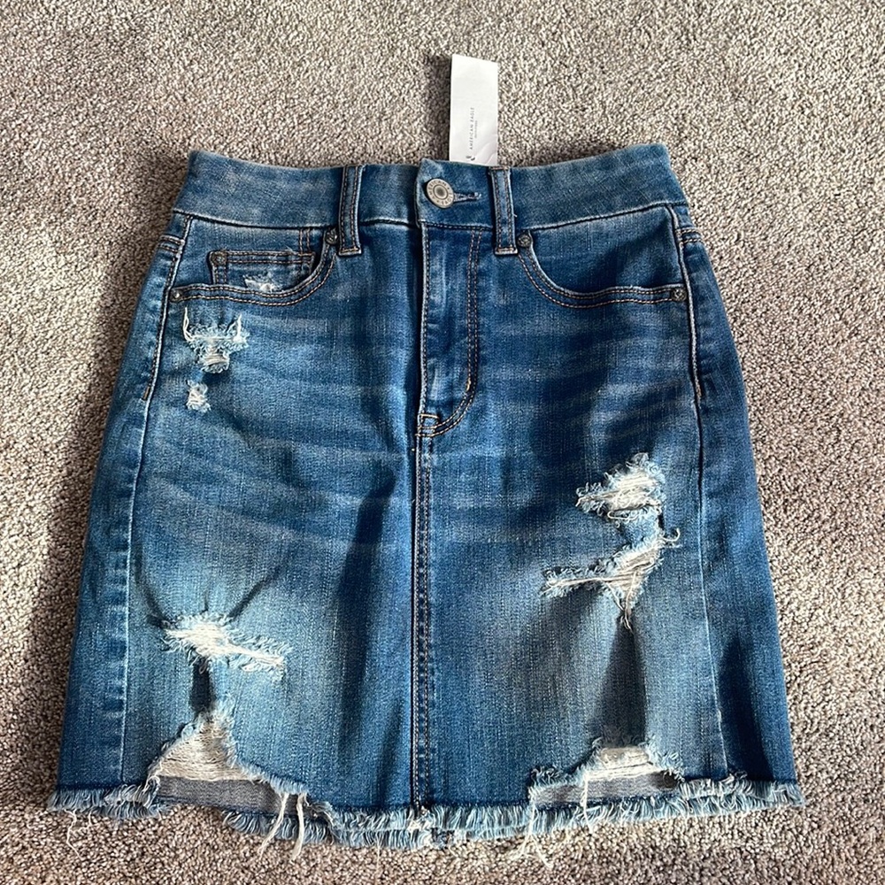 NWT American Eagle Curvy High Rise Mini Jean Skirt